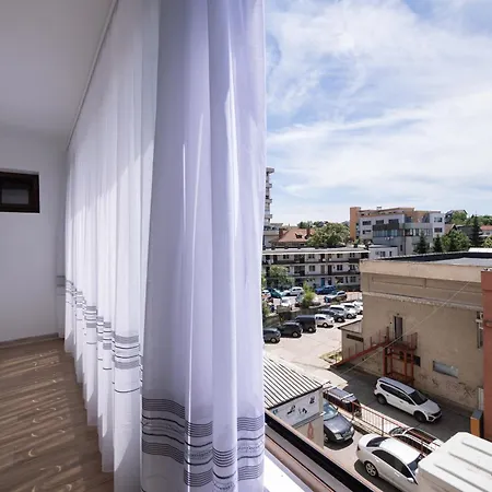 Premier Luxury Ultracentral Pitesti Exterior photo