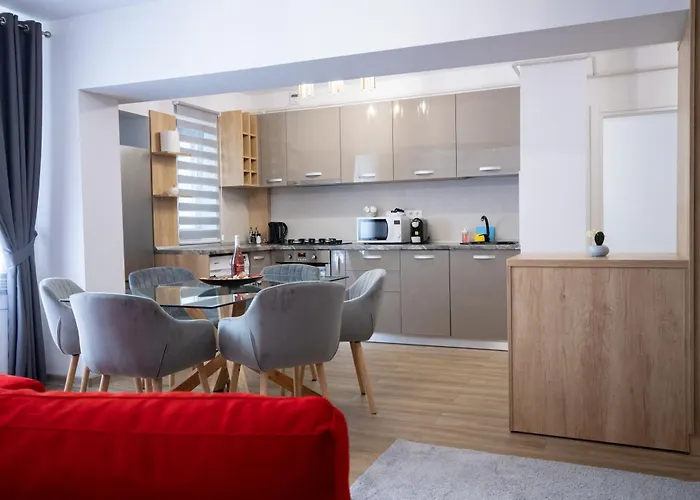 Premier Luxury Ultracentral