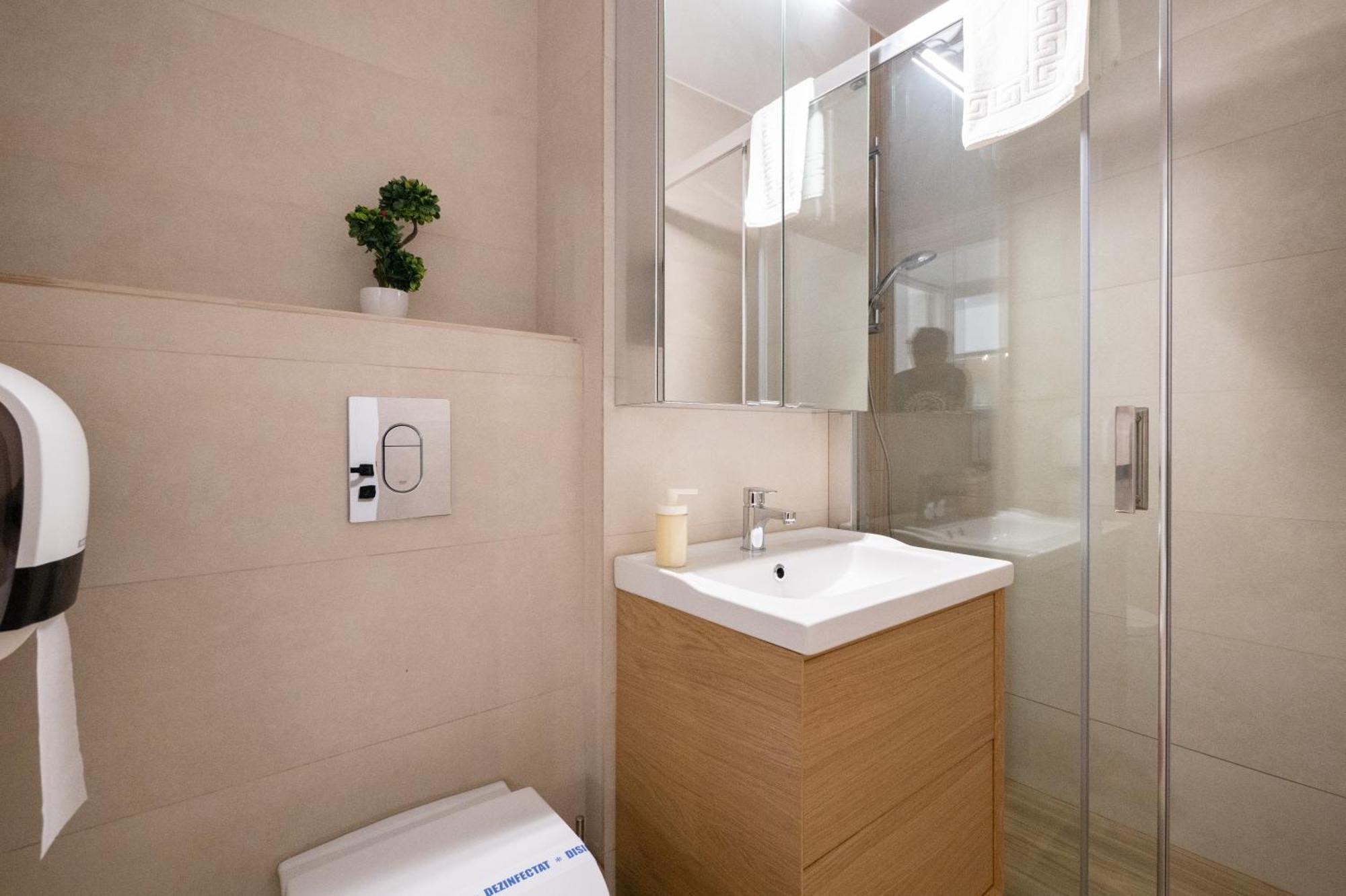 Premier Luxury Ultracentral *
